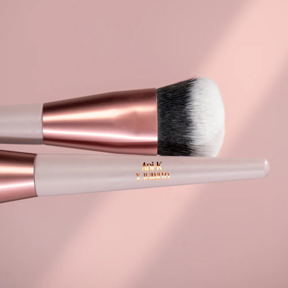 Brocha Iconik Ani-K x Juanito